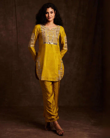 Radiant Elegance: The Luxury Mustard Yellow Embroidered Co-ord Set by Label Gayatri Bishnoi"