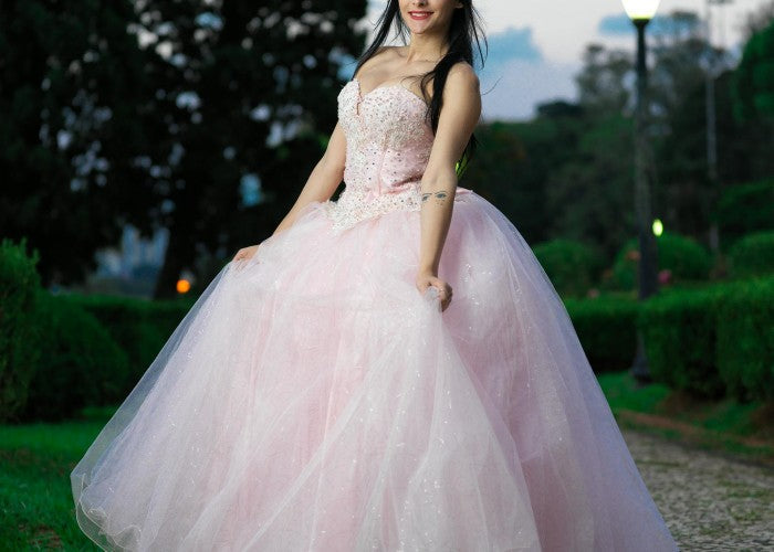 Ethereal Elegance: The Allure of Luxury Evening Dress Tulle by Label Gayatri Bishnoi