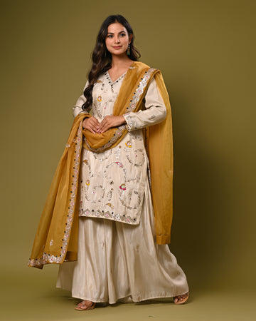 Silk zari work kurta, duppatta and pants